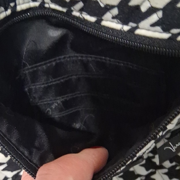 Vera Bradley Black and White Crossbody Bag - Picture 7 of 8